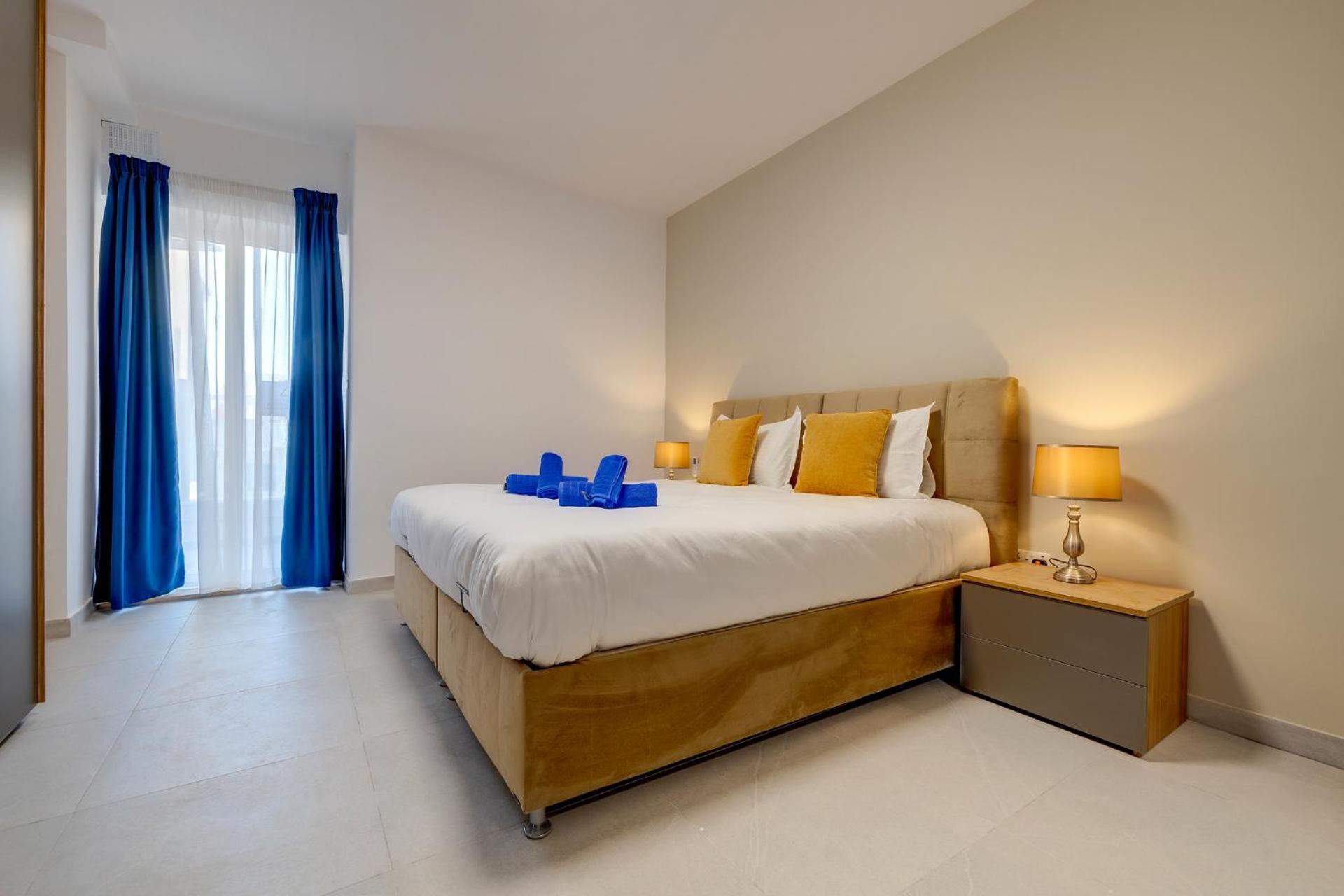 Wave Crest Holiday Apartments St. Paul's Bay Buitenkant foto