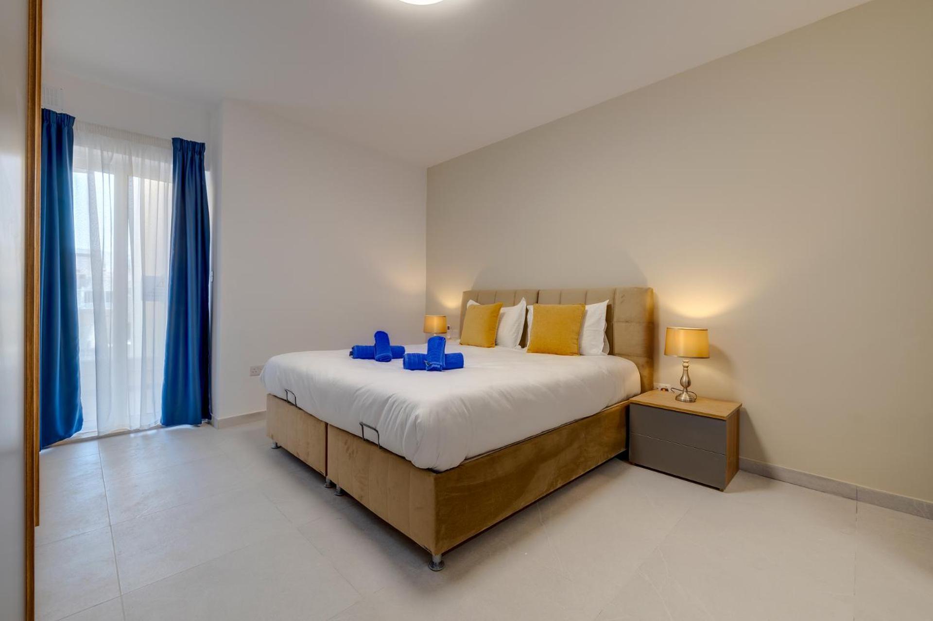 Wave Crest Holiday Apartments St. Paul's Bay Buitenkant foto