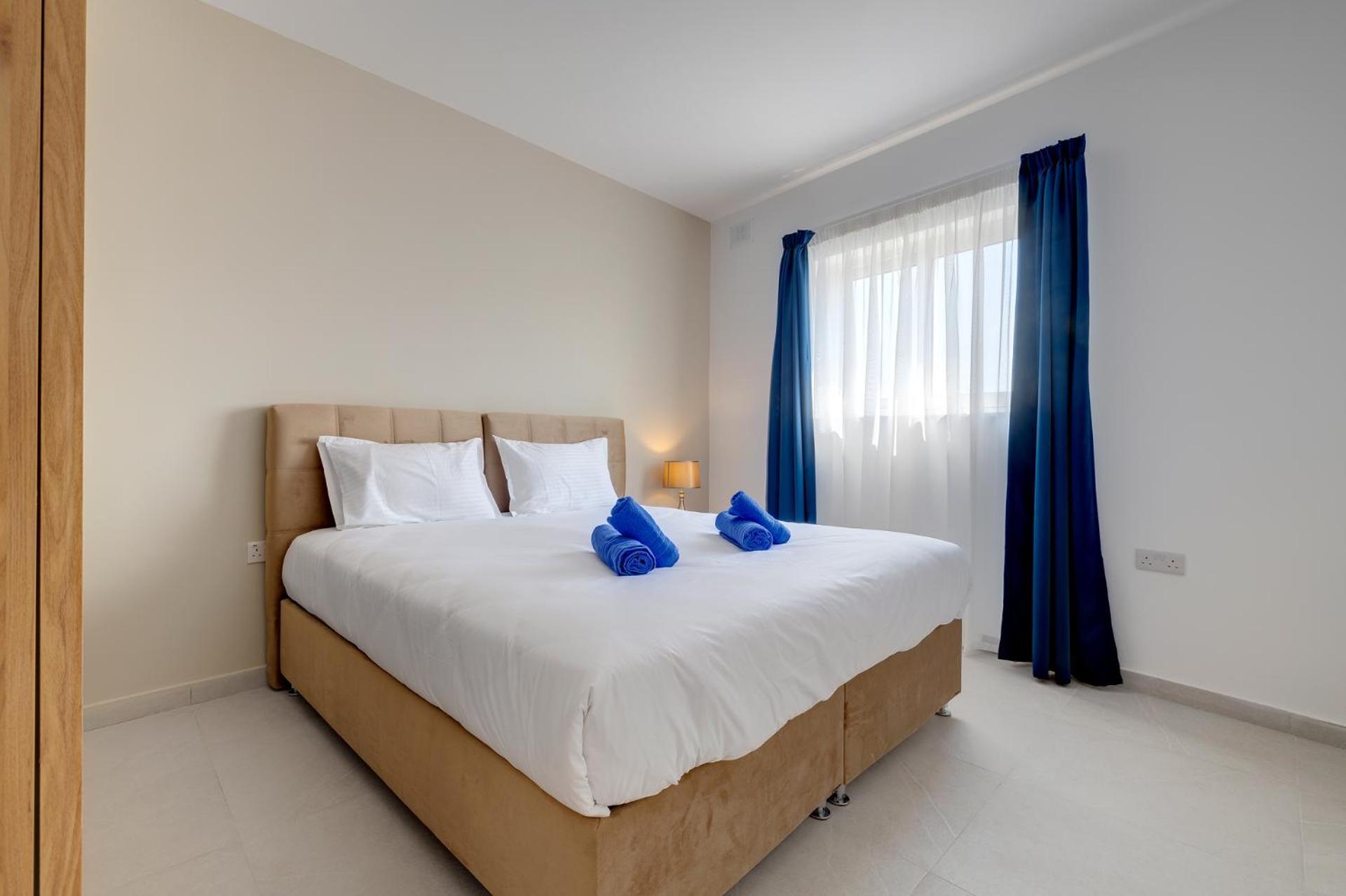 Wave Crest Holiday Apartments St. Paul's Bay Buitenkant foto
